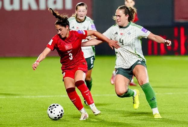 Turkiye v Northern Ireland - 2027 FIFA Women s World Cup European Qualifiers ISTANBUL, TURKIYE - JUNE 5: Fatma Sakar of Turkiye competes with Brenna McPartlan (4) of Northern Ireland during the 2027 FIFA Women s World Cup European Qualifiers League B Group 2 match between Turkiye and Northern Ireland at Pendik Stadium in Istanbul, Turkiye on June 5, 2026. Erhan Elaldi Anadolu Istanbul Turkey. Editorial use only. Please get in touch for any other usage.  Copyright: x2026xAnadoluxErhanxElaldix