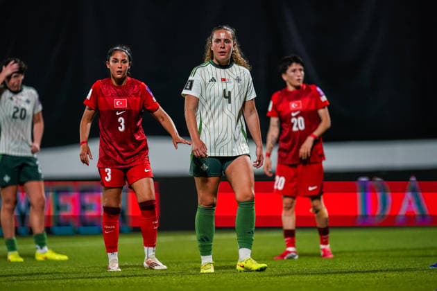 Turkey v Norhern Ireland - FIFA Women s World Cup 2027 Qualifier Brenna McPartlan of Northern Ireland and Fatma Sakar of Turkiye look on during the 2027 FIFA Women s World Cup Qualifier between Turkiye and Northern Ireland at Pendik Stadium in Istanbul, Turkey, on June 5, 2026. Istanbul Istanbul Turkey  Copyright: xYagizxGurtugx originalFilename:gurtug-turkiyev260605_np7RC.jpg