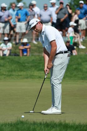 The Memorial Tournament DUBLIN, OHIO - JUNE 05: J.T. Poston plays his putt on the 18th green during the second round of The Memorial Tournament presented by Workday at Muirfield Village Golf Club in Dublin, Ohio, USA on Friday, June 5, 2026. Dublin Ohio United States  Copyright: xJorgexLemusx originalFilename:lemus-thememor260605_npRYx.jpg