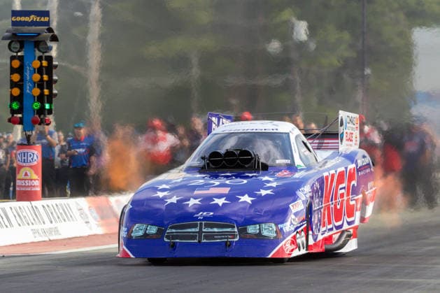 EPPING, NH - JUNE 05: Funny Car driver, Jeff Arend ( 170) JIM DUNN RACING launches off the line during qualifying for the Motorsport, Herren, USA, Dragster Drag Race New England Nationals on June 05, 2026, at New England Dragway in Epping, NH. (Photo by David Hahn Icon Sportswire) AUTO: JUN 05 NHRA New England Nationals EDITORIAL USE ONLY Icon260605005