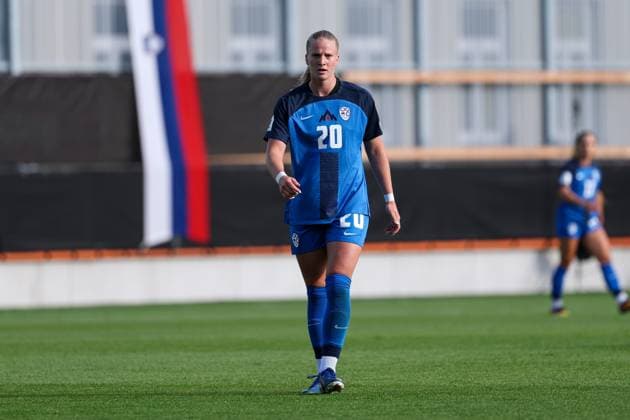 05.June. 2026 – SOCCER – UEFA Women s European Qualifiers, Austria (W) vs Slovenia (W) Zara Kramzar (Slovenia) looks on during the match VIENNA VIENNA, AUSTRIA – Sportclub-Platz Dornbach Sportclub-Platz Dornbach AUSTRIA