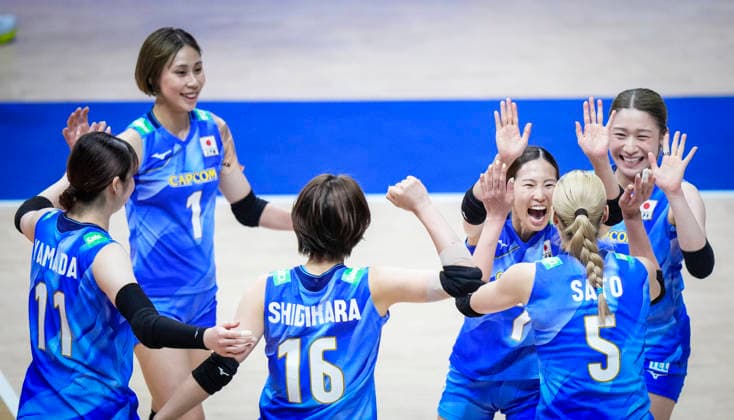 Team Japan celebrates against Team Ukraine during their womens Volleyball Nations League (VNL) match on June 5, 2026 in Quebec City, Canada. Noxthirdxpartyxsales  aflo_333391337 MathieuxBelangerx
