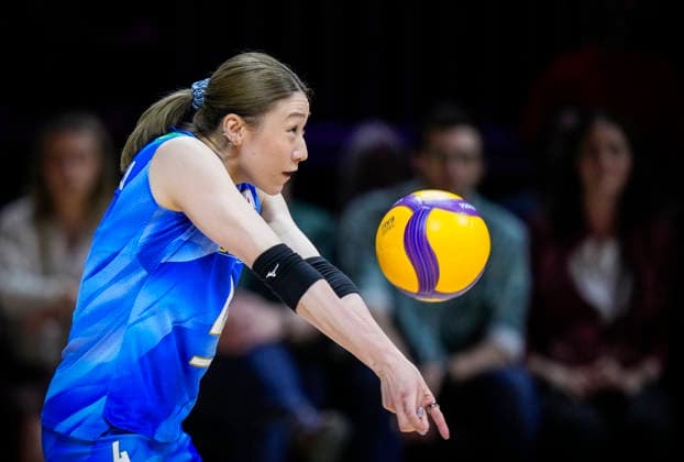 Team Japan Mayu Ishikawa returns a shot against Team Ukraine during their womens Volleyball Nations League (VNL) match on June 5, 2026 in Quebec City, Canada. Noxthirdxpartyxsales  aflo_333391345 MathieuxBelangerx