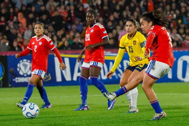 Futbol, Chile vs Ecuador. Fecha 8, Liga de Naciones Femenina 2026. La jugadora de Chile Yastin Jimenez es fotografiado durante el partido de la Liga de Naciones femenina contra Ecuador disputado en el estadio Nacional de Santiago, Chile. 05 06 2026 Andres Pina Photosport Football, Chile vs Ecuador. 8th turn, 2026 Women™s Nations League. Chile™s player Yastin Jimenez is pictured during a Women™s Nations League match against Ecuador at Nacional stadium in Santiago, Chile. 05 06 2026 Andres Pina Photosport Chile vs Ecuador, Liga de Naciones Femenina 2026 