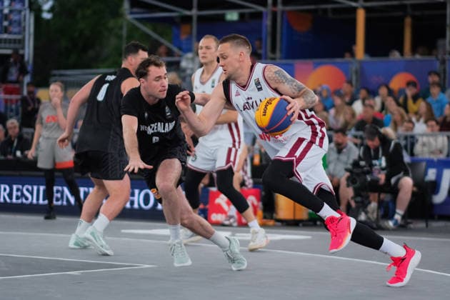 June 5, 2026, Warsaw, Masovian Voivodeship, Poland: Latvia s KARLIS LASMANIS (2) and New Zealand s JOSHUA BOOK (8) in action during a FIBA 3x3 Basketball World Cup men s last 16 game between Latvia and New Zealand in Warsaw, Poland. Basketball 2026: FIBA 3x3 World Cup Men s Last 16: Latvia 21:19 New Zealand  - ZUMAk204 20260605_zip_k204_016 Copyright: xRomanxKozielx