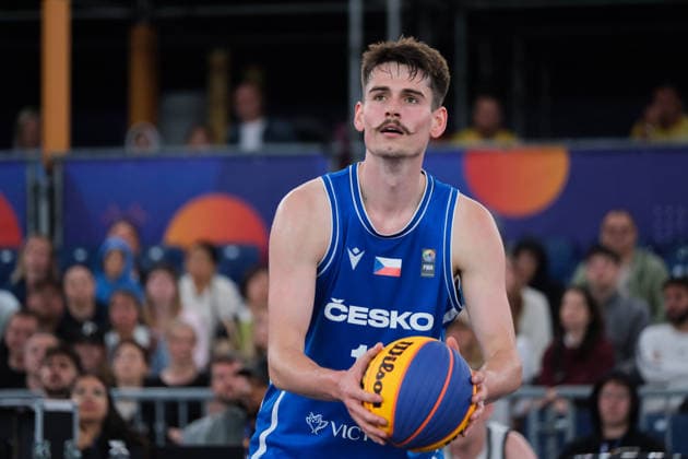 June 5, 2026, Warsaw, Masovian Voivodeship, Poland: Czechia s STEPAN BOROVKA (14) takes a free throw during a FIBA 3x3 Basketball World Cup men s last 16 game between Netherlands and Czechia in Warsaw, Poland. Basketball 2026: FIBA 3x3 World Cup Men s Last 16: Netherlands 21:15 Czechia  - ZUMAk204 20260605_zip_k204_053 Copyright: xRomanxKozielx