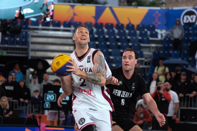 June 5, 2026, Warsaw, Masovian Voivodeship, Poland: Latvia s KARLIS LASMANIS (2) and New Zealand s JOSHUA BOOK (8) in action during a FIBA 3x3 Basketball World Cup men s last 16 game between Latvia and New Zealand in Warsaw, Poland. Basketball 2026: FIBA 3x3 World Cup Men s Last 16: Latvia 21:19 New Zealand  - ZUMAk204 20260605_zip_k204_066 Copyright: xRomanxKozielx