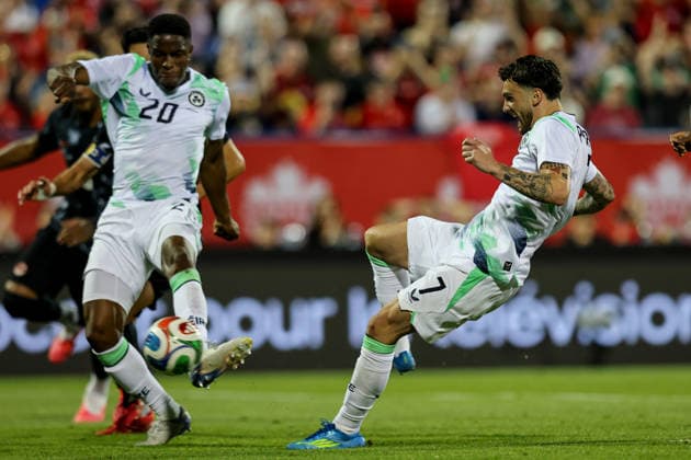Fußball, Testspiel, Kanada - Irland International Friendly, Länderspiel, Nationalmannschaft Stade Saputo, MontrÃ Chiedozie Ogbene capitalises on Troy Parrott™s missed penalty to score his sides 1st goal of the match 6 6 2026  Copyright: x INPHO RyanxByrnex RB1_0607