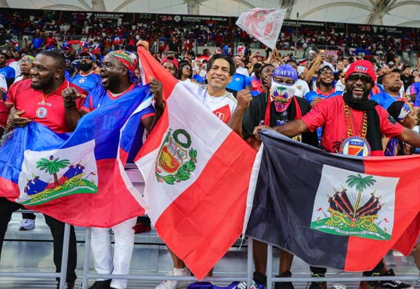 International soccer friendly - Haiti vs Peru People cheer on their team during the International soccer friendly between Haiti and Peru in Miami, Florida, USA, 05 June 2026. MIAMI FLORIDA United States  Copyright: xCRISTOBALxHERRERA-ULASHKEVICHx