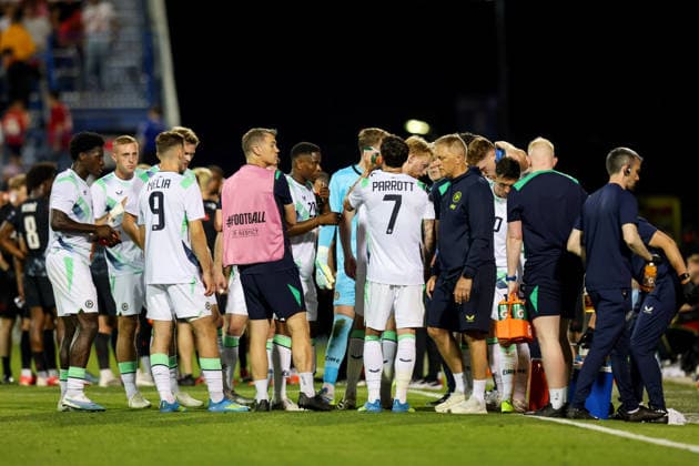 Fußball, Testspiel, Kanada - Irland International Friendly, Länderspiel, Nationalmannschaft Stade Saputo, MontrÃ The Ireland team during the water break 6 6 2026  Copyright: x INPHO RyanxByrnex RB1_1043