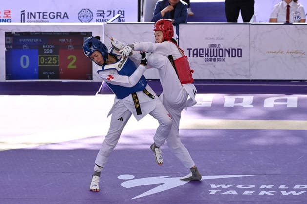 CONTACT - Taekwondo - World Taekwondo Rome Grand Prix 2026 Photo by IPA ABACAPRESS.COM85366084 - Yu-jin KIM (KOR) vs Ella BREWSTER (CAN) during semi finals round Women -57kg of World Taekwondo Grand Prix at Foro Italico, June 5, 2026, Rome, Italy. Roma Italy  Copyright: xIPAxSport ABACAx