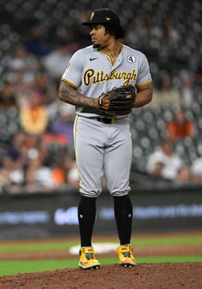 June 2, 2026, Houston, Texas, United States: Pittsburgh Pirates pitcher Gregory Soto (31) comes in to pitch in the ninth inning during an MLB, Baseball Herren, USA game against the Houston Astros on Tuesday June 2, 2026 at Daikin Park in Houston, Texas. The Pirates defeated the Astros 10-6. MLB: Pittsburgh Pirates At Houston Astros  - ZUMAw132 20260602_zap_w132_068 Copyright: xTomxWalkox