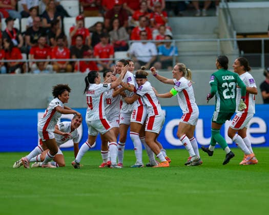 05.06.2026, Fussball, Frauen WM-Qualifikation: Schweiz Malta, Lugano, AIL Arena Grosse Freude über den zwischenzeitlichen Spielausgleich zum 1:1 durch Kailey Willis (9, A-Team Malta, Mitte) Foto: Urs Ottiger IMAGO Lugano AIL Arena Tessin Switzerland