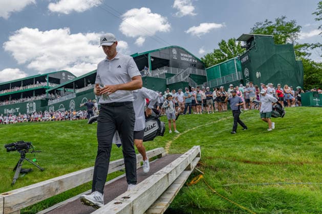 June 5, 2026, Dublin, Ohio, U.S: Ludvig Aberg crosses the bridge at the 15th tee during the second round of The Memorial Tournament at Muirfield Village Golf Club, Dublin, Ohio. PGA, Golf Herren Tour 2026 - The Memorial Tournament - Second Round  - ZUMAs304 20260605_zaf_s304_032 Copyright: xScottxStuartx