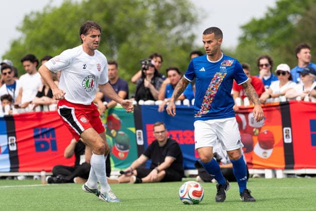 June 5, 2026, Toronto, Ontario, Canada: Sebastian Giovinco controls the ball during the Italians football legends exhibition match as part of the Italian FIFA Legends Tour in Toronto. on June 5, 2026 in Toronto, Canada. Toronto Canada - ZUMAe321 20260605_zsa_e321_020 Copyright: xLeonardoxRamirezx