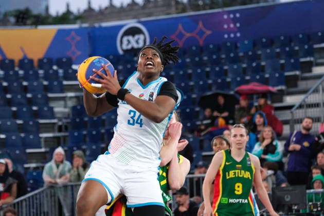 June 5, 2026, Warsaw, Masovian Voivodeship, Poland: Azerbaijan s BRIANNA FRASER (34) and Lithuania s GABRIELE SULSKE (9), JUSTINA MIKNAITE (77) in action during a FIBA 3x3 Basketball World Cup women s last 16 game between Azerbaijan and Lithuania in Warsaw, Poland. Basketball 2026: FIBA 3x3 World Cup Women s Last 16: Azerbaijan 14:12 Lithuania  - ZUMAk204 20260605_zip_k204_088 Copyright: xRomanxKozielx