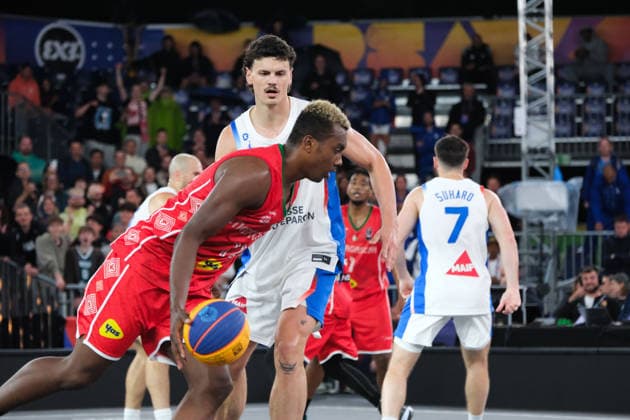 June 5, 2026, Warsaw, Masovian Voivodeship, Poland: France s JULES RAMBAUT (26), HUGO SUHARD (7), ALEX VIALARET (15) and Madagascar s ALPHA SOLONDRAINY (12), ELLY RANDRIAMAMPIONONA (1) in action during a FIBA 3x3 Basketball World Cup men s last 16 game between France and Madagascar in Warsaw, Poland. Basketball 2026: FIBA 3x3 World Cup Men s Last 16: France 16:10 Madagascar  - ZUMAk204 20260605_zip_k204_136 Copyright: xRomanxKozielx