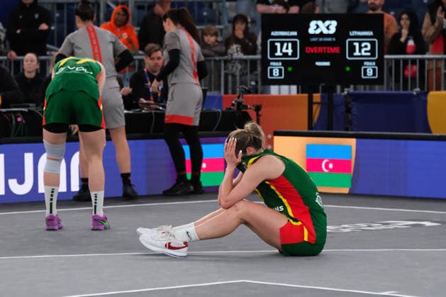 June 5, 2026, Warsaw, Masovian Voivodeship, Poland: Lithuania s GABRIELE SULSKE (9) and JUSTINA MIKNAITE (77) suffer their team s crushing defeat at the end of a FIBA 3x3 Basketball World Cup women s last 16 game between Azerbaijan and Lithuania in Warsaw, Poland. Lithuania lost to Azerbaijan in overtime and was eliminated from the tournament. Warsaw Poland - ZUMAk204 20260605_zip_k204_098 Copyright: xRomanxKozielx