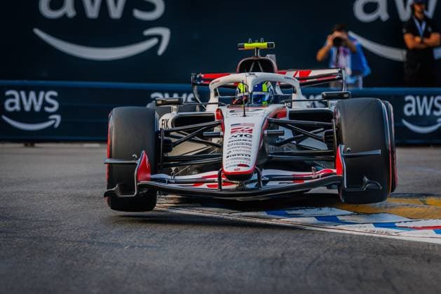 Oliver Bearman (TGR Haas F1 Team, 87) mit seinem Auto auf der Strecke, Grosser Preis von Monaco, Motorsport, Formel 1, Saison 2026, 05.06.2026 Grosser Preis von Monaco, Motorsport, Formel 1, Saison 2026, 05.06.2026 Copyright: xEibner-Pressefoto AlexanderxNeisx EP_ANS
