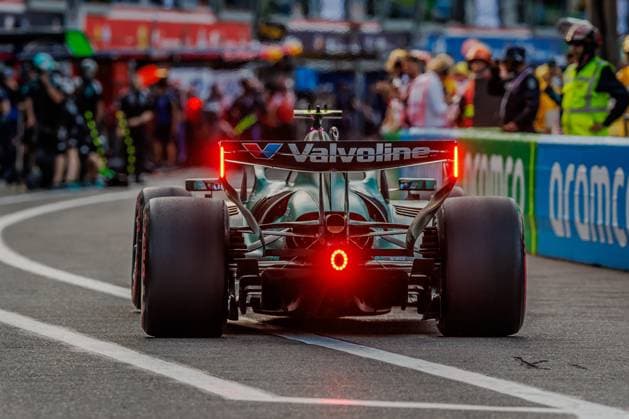 Fernando Alonso (Aston Martin Aramco F1 Team, 14) mit seinem Auto in der Boxengasse, Grosser Preis von Monaco, Motorsport, Formel 1, Saison 2026, 05.06.2026 Grosser Preis von Monaco, Motorsport, Formel 1, Saison 2026, 05.06.2026 Copyright: xEibner-Pressefoto AlexanderxNeisx EP_ANS