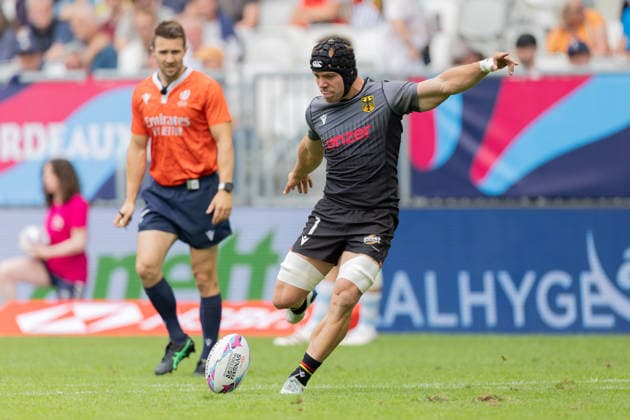 Deutschland - Argentinien, SVNS Rugby World Championship, WM, Weltmeisterschaft Erhöhungskick von Felix Hufnagel. Erstes Gruppenspiel zwischen Deutschland und Argentinien. Drittes Turnier der SVNS World Championship, Siebener-Rugby WM vom 5. bis 7. Juni 2026 in Bordeaux (Frankreich). Tag 1, Gruppenspiele am 5. Juni 2026., Bordeaux Region Nouvelle-Aquitaine Frankreich Stade Atlantique