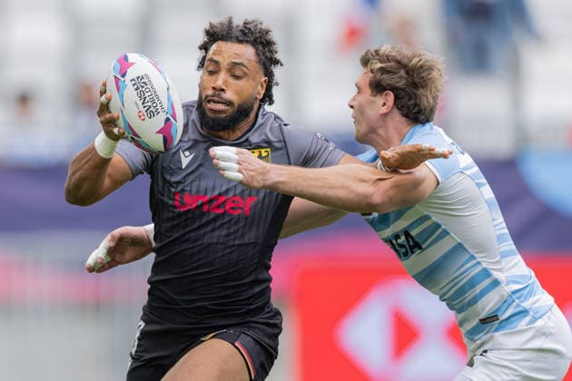 Deutschland - Argentinien, SVNS Rugby World Championship, WM, Weltmeisterschaft Ben Ellermann (Deutschland) wird von Santino Zangara (Argentinien) angegriffen. Erstes Gruppenspiel zwischen Deutschland und Argentinien. Drittes Turnier der SVNS World Championship, Siebener-Rugby WM vom 5. bis 7. Juni 2026 in Bordeaux (Frankreich). Tag 1, Gruppenspiele am 5. Juni 2026., Bordeaux Region Nouvelle-Aquitaine Frankreich Stade Atlantique