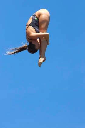 June 5, 2026, St Petersburg, Florida, USA: Team USA s KAYLEA ARNETT executes a high-precision dive from the 21-meter platform at the St. Pete Pier during Stop 2 of the Red Bull Cliff Diving World Series. Feeding off the energy of the home crowd, ARNETT secured a spot in the top three heading into Saturday s final round. St Petersburg USA - ZUMAd225 20260605_znp_d225_002 Copyright: xZoraidaxDiazx St Petersburg USA - ZUMA0858 0858483463st Copyright: xIMAGO ZoraidaxDiazx