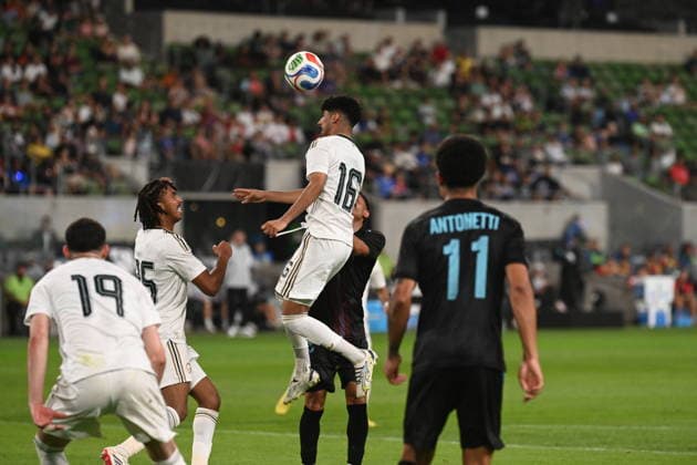 AUSTIN, TX - June 05: Saudi Arabia midfielder Ziyad Aljohani (16) heads the ball during International Friendly, Länderspiel, Nationalmannschaft between Saudi Arabia and Puerto Rico on June 5, 2026 at Q2 Stadium in Austin, TX. (Photo by John Rivera Icon Sportswire) SOCCER: JUNE 05 International Friendly Saudi Arabia vs. Puerto Rico EDITORIAL USE ONLY Icon426260605018