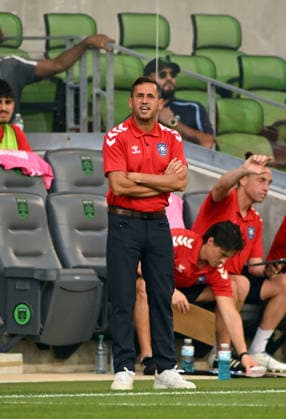 AUSTIN, TX - June 05: Puerto Rico head coach Jay Mims watches action during International Friendly, Länderspiel, Nationalmannschaft between Saudi Arabia and Puerto Rico on June 5, 2026 at Q2 Stadium in Austin, TX. (Photo by John Rivera Icon Sportswire) SOCCER: JUNE 05 International Friendly Saudi Arabia vs. Puerto Rico EDITORIAL USE ONLY Icon426260605024