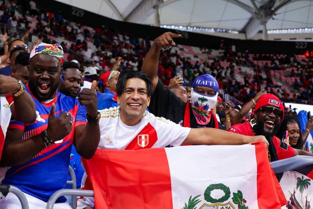 MIAMI, FL - JUNE 5: Haiti and Peru fans pose for a photograph during the International Friendly, Länderspiel, Nationalmannschaft game between Haiti and Peru at NU Stadium on June 5, 2026 in Miami,Florida.(Photo by Chris Arjoon Icon Sportswire) SOCCER: JUN 05 Haiti vs Peru EDITORIAL USE ONLY Icon2605060010031