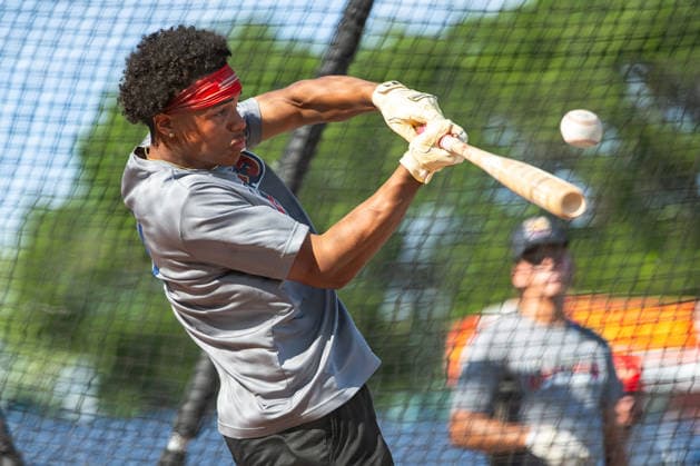Williamsport Crosscutters v Trenton Thunder - MLB, Baseball Herren, USA Draft League Baseball Kelly Robertson Jr. of the Williamsport Crosscutters warms up before an MLB Draft League baseball game at Trenton Thunder Ballpark in Trenton, United States, on June 5, 2026. Trenton United States  Copyright: xDanxSquicciarinix originalFilename:squicciarini-williams260605_npwCy.jpg