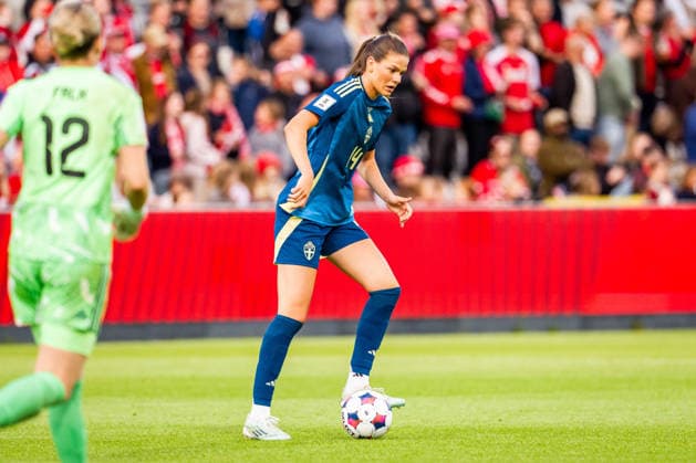 Denmark v Sweden, Women™s World Cup Qualification, Odense, Denmark Odense, Denmark. 05th, June 2026. Bella Andersson (14) of Sweden seen during the Women™s World Cup Qualifier match between Denmark and Sweden at Odense Stadion in Odense. Denmark, Odense  Copyright: xGonzalesxPhoto KentxRasmussenx