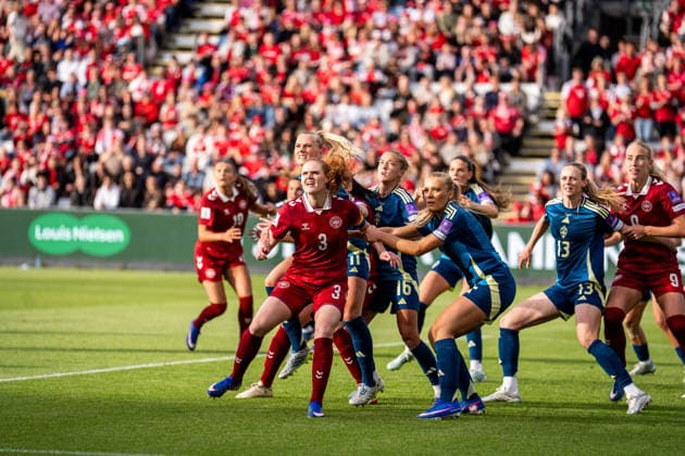 Denmark v Sweden, Women™s World Cup Qualification, Odense, Denmark Odense, Denmark. 05th, June 2026. Pernille Harder (10) of Denmark and Stina Blackstenius (R) of Sweden seen during the Women™s World Cup Qualifier match between Denmark and Sweden at Odense Stadion in Odense. Denmark, Odense  Copyright: xGonzalesxPhoto KentxRasmussenx