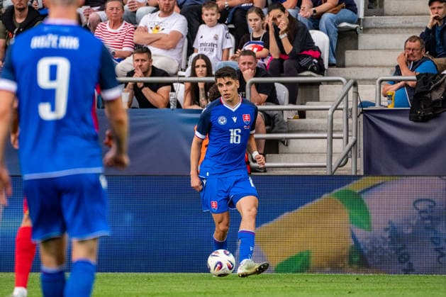 Slovakia v Montenegro - International Friendly, Länderspiel, Nationalmannschaft Match Adam Obert of Slovakia in action during the international friendly match between Slovakia and Montenegro at Kosicka Futbalova Arena in Kosice, Slovakia, on June 5, 2026. Kosice Slovakia  Copyright: xMatejxSaganx originalFilename:sagan-slovakia260605_npudu.jpg