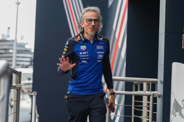Teamchef Laurent Mekies (Visa Cash App RB) kommt mit dem Boot am Paddock an, 3 Freies Training, Grosser Preis von Monaco, Motorsport, Herren, Formel 1, 06.06.2026 Monte Carlo Monaco MCO
