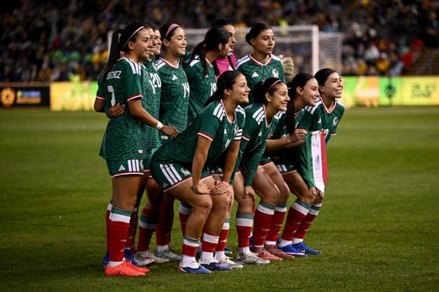 SOCCER MATILDAS MEXICO, Mexico assemble for a team photo ahead of the International Friendly, Länderspiel, Nationalmannschaft match between Australia and Mexico at McDonald Jones Stadium in Newcastle, Saturday, June 6, 2026. ( NO ARCHIVING, EDITORIAL USE ONLY NEWCASTLE NEW SOUTH WALES AUSTRALIA  Copyright: xDANxHIMBRECHTSx 20260606157678501026