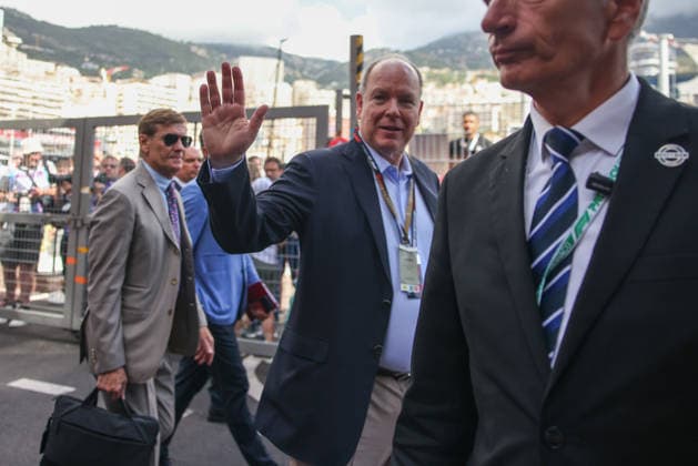 F1 Monaco Grand Prix 2026 Prince Prince Albert II of Monaco arrives in the paddock ahead of the Formula 1 Monaco Grand Prix at the Circuit de Monaco in Monte Carlo on June 6th, 2026. Monte Carlo Monaco  Copyright: xBeataxZawrzelx originalFilename:zawrzel-f1monaco260606_npvnN.jpg
