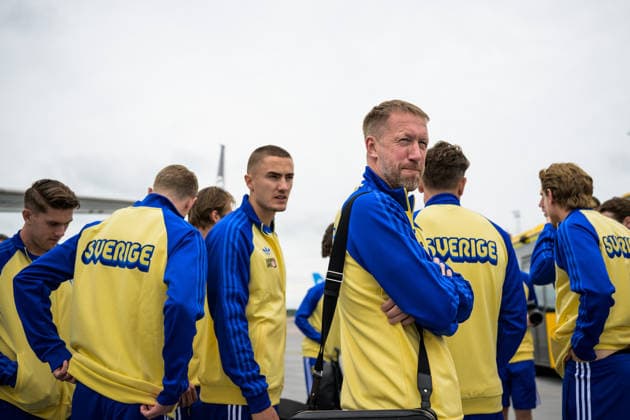 260606 Head coach Graham Potter of the Swedish national football team ahead of boarding a flight bound for Dallas Fort Worth International Airport and the FIFA World Cup, WM, Weltmeisterschaft, Fussball 2026, on June 6, 2026 at Arlanda Airport in Stockholm. Photo: Joel Marklund BILDBYRAN kod JM JM0823 bbeng fotboll football soccer fotball vm fotbolls-vm fotball-vm fotbolls-vm 2026 fifa world cup 2026 resa travel sverige sweden sverige a avresa Copyright: JOELxMARKLUND BB260606JM006
