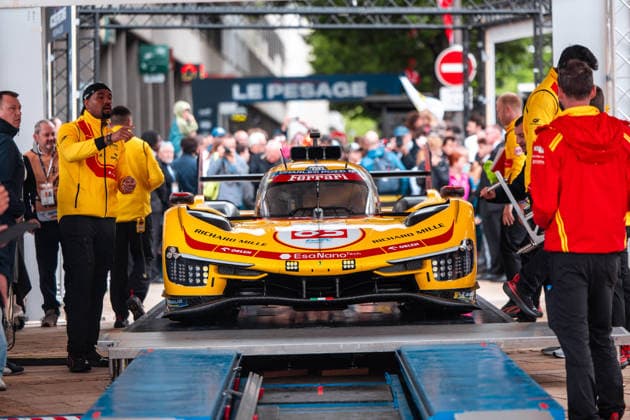 24 HEURES DU MANS 2026 - PESAGE 83 YE Yifei (chn), KUBICA Robert (pol), HANSON Phil (gbr), AF Corse, Ferrari 499P 83, Hypercar, action during Le Pesage of the 24 Hours of Le Mans 2026, 3rd round of the 2026 FIA World Endurance Championship, from June 5 to 6, 2026 on the Place de la RÃ publique in Le Mans, France - Copyright: xDPPIx