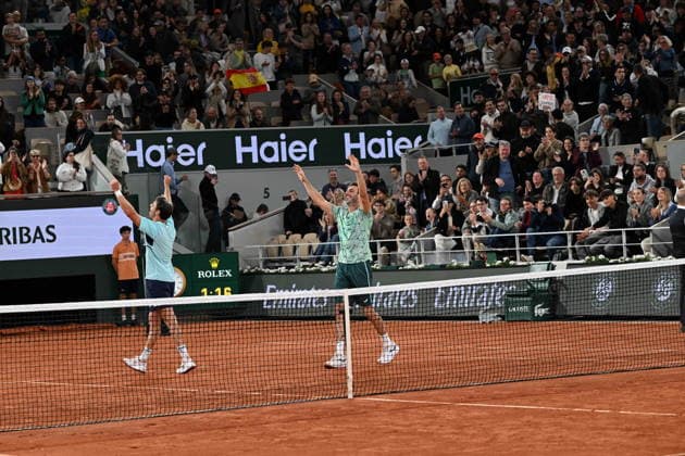 Tennis -Internationaux de France - Roland Garros 2026 - ITF - 06 06 2026 - Tennis -Internationaux de France - Roland Garros 2026 - ITF - 06 06 2026 - victoire du double Granollers Zeballos - Espagne ParisFrance  Copyright: xChryslenexCaillaud Psnewzx