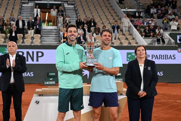 Tennis -Internationaux de France - Roland Garros 2026 - ITF - 06 06 2026 - Tennis -Internationaux de France - Roland Garros 2026 - ITF - 06 06 2026 - victoire du double Granollers Zeballos - Espagne ParisFrance  Copyright: xChryslenexCaillaud Psnewzx