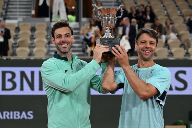 Tennis -Internationaux de France - Roland Garros 2026 - ITF - 06 06 2026 - Tennis -Internationaux de France - Roland Garros 2026 - ITF - 06 06 2026 - victoire du double Granollers Zeballos - Espagne ParisFrance  Copyright: xChryslenexCaillaud Psnewzx
