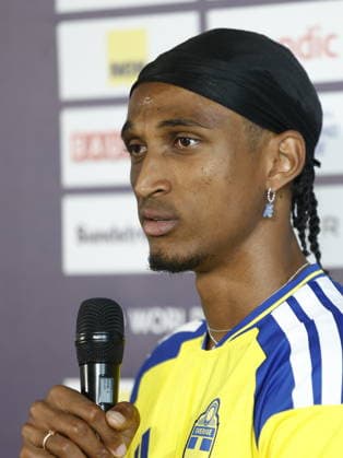 STOCKHOLM, SVERIGE 20260606 Alison dos Santos under en pressträff pa Scandic Continental inför söndagens Diamond League-gala (Bauhaus-galan). STOCKHOLM SVERIGE x60160x