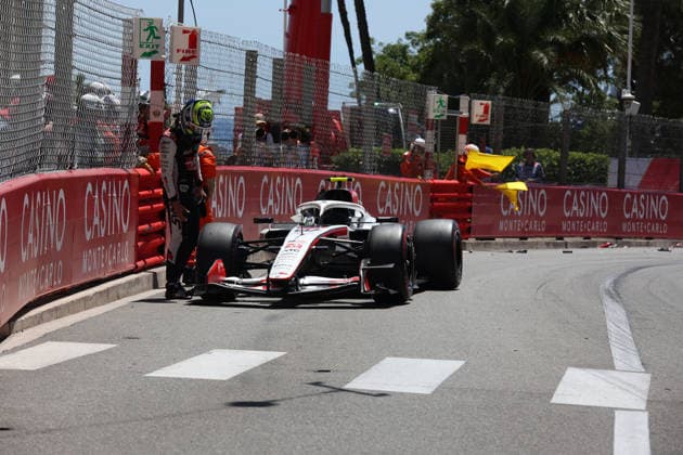 06.06.2026, Circuit de Monaco, Monte Carlo, Formel 1 Louis Vuitton Grand Prix Monaco 2026 ,im Bild Unfall von Oliver Bearman (GBR), TGR Haas F1 Team (Photo by Alessandro Martellotta Hasan Bratic DeFodi Images) -