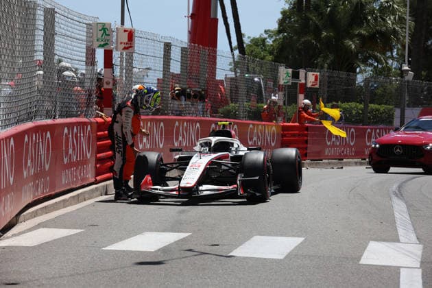 06.06.2026, Circuit de Monaco, Monte Carlo, Formel 1 Louis Vuitton Grand Prix Monaco 2026 ,im Bild Unfall von Oliver Bearman (GBR), TGR Haas F1 Team (Photo by Alessandro Martellotta Hasan Bratic DeFodi Images) -