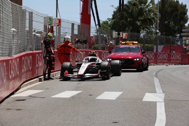 06.06.2026, Circuit de Monaco, Monte Carlo, Formel 1 Louis Vuitton Grand Prix Monaco 2026 ,im Bild Unfall von Oliver Bearman (GBR), TGR Haas F1 Team (Photo by Alessandro Martellotta Hasan Bratic DeFodi Images) -
