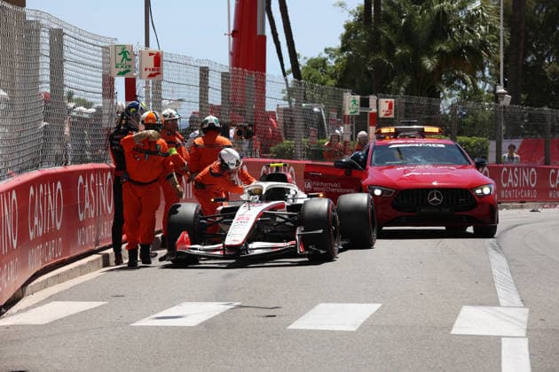 06.06.2026, Circuit de Monaco, Monte Carlo, Formel 1 Louis Vuitton Grand Prix Monaco 2026 ,im Bild Unfall von Oliver Bearman (GBR), TGR Haas F1 Team (Photo by Alessandro Martellotta Hasan Bratic DeFodi Images) -