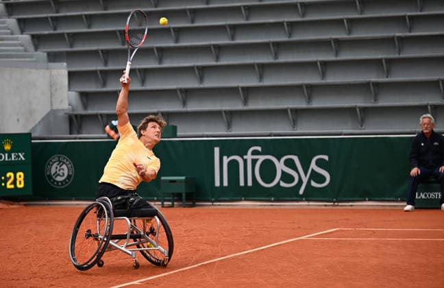 2026 French Open (Roland-Garros) PARIS, FRANCE - JUNE 06: Ahmet Kaplan (not seen) of Turkiye in action against Niels Vink of the Netherlands during the Quad Wheelchair Singles Final the 2026 French Open at Roland Garros on June 06, 2026 in Paris, France. Burak Akbulut Anadolu Paris France. Editorial use only. Please get in touch for any other usage.  Copyright: x2026xAnadoluxBurakxAkbulutx