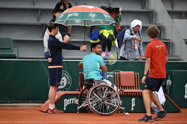 2026 French Open (Roland-Garros) PARIS, FRANCE - JUNE 06: Ahmet Kaplan of Turkiye in action against Niels Vink (not seen) of the Netherlands during the Quad Wheelchair Singles Final the 2026 French Open at Roland Garros on June 06, 2026 in Paris, France. Burak Akbulut Anadolu Paris France. Editorial use only. Please get in touch for any other usage.  Copyright: x2026xAnadoluxBurakxAkbulutx