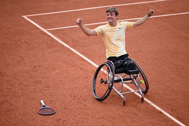 2026 French Open (Roland-Garros) PARIS, FRANCE - JUNE 06: Niels Vink of the Netherlands celebrates victory after defeating Ahmet Kaplan (not seen) of Turkiye during the Quad Wheelchair Singles Final the 2026 French Open at Roland Garros on June 06, 2026 in Paris, France. Burak Akbulut Anadolu Paris France. Editorial use only. Please get in touch for any other usage.  Copyright: x2026xAnadoluxBurakxAkbulutx